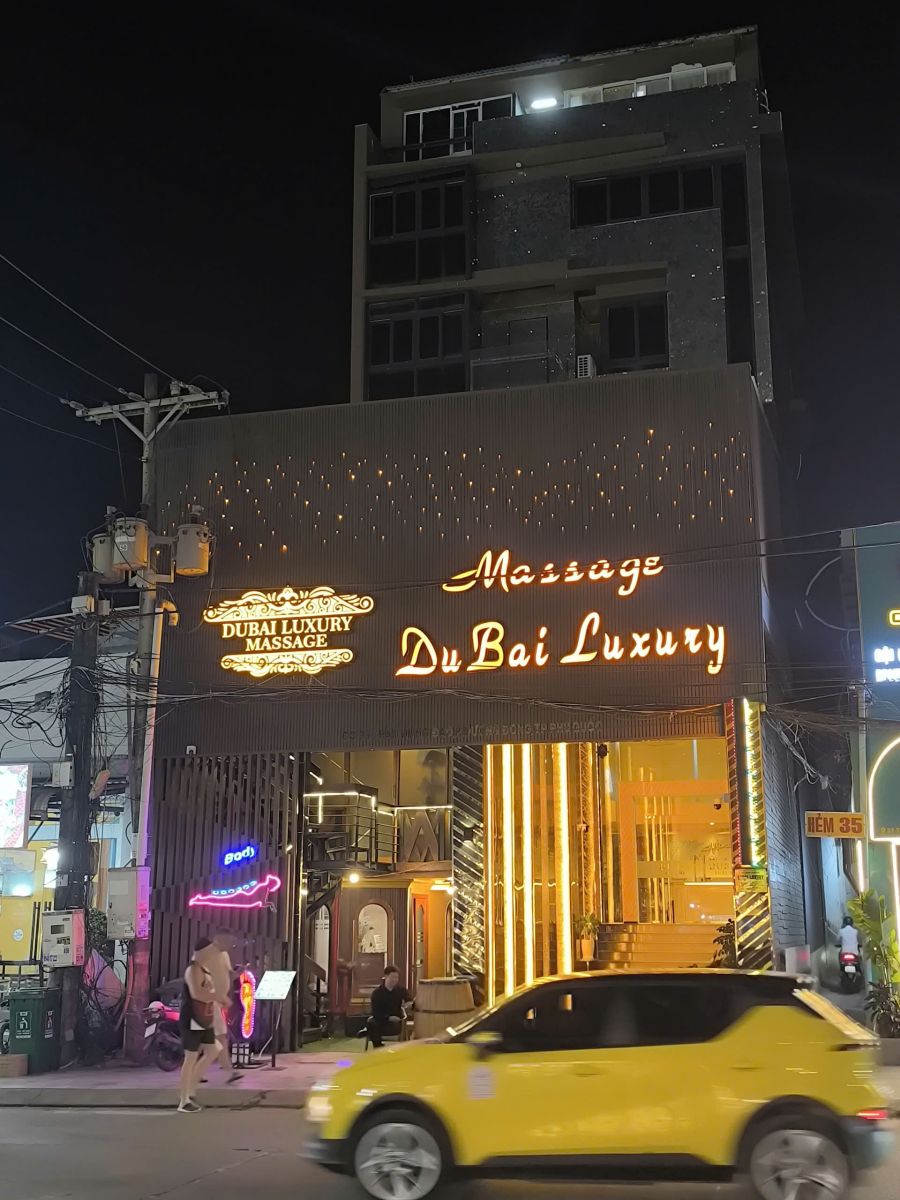 Mặt tiền massage Dubai Phú Quốc