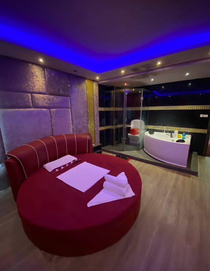 NNL Nhật Nguyệt Lầu Vip Massage